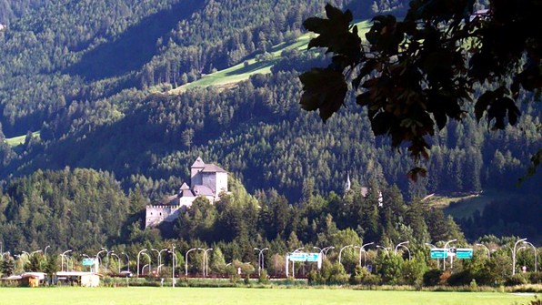 Tasso castle (Schloss Reifenstein)